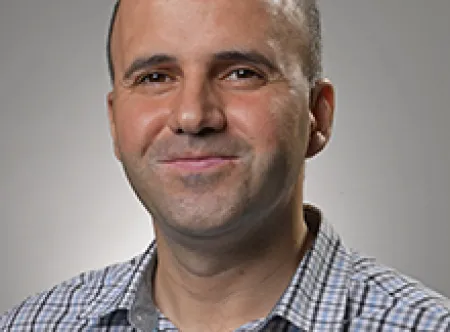 Dr. Hasan Uvet