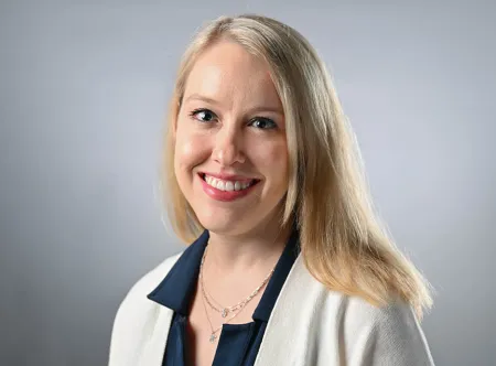 Caitlin Stern