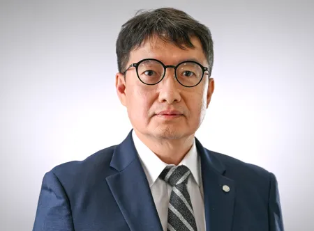 Dr. Sang H Park