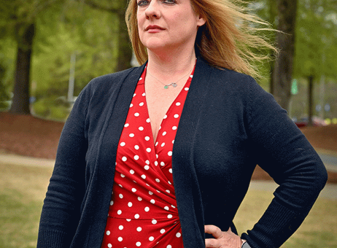 Laura Young Headshot