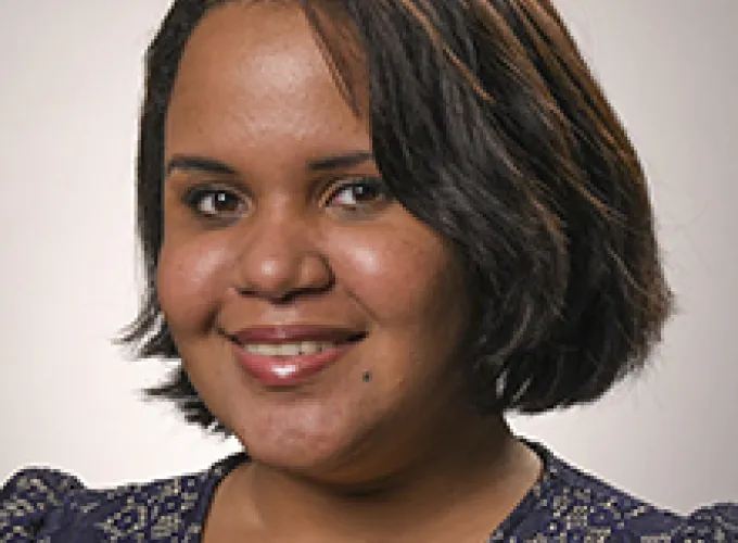 Dr. Indhira De La Rosa