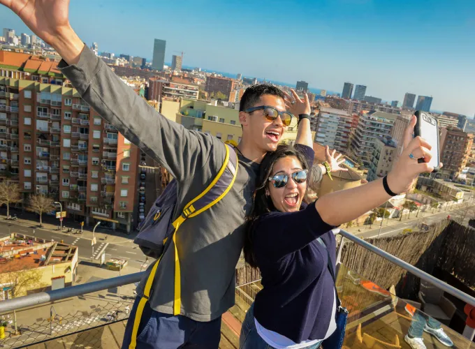 Study abroad students taking selfie in Barcelona