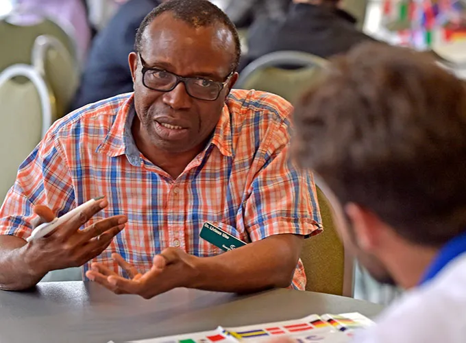 2 people talking during ELI Conversation Partner event