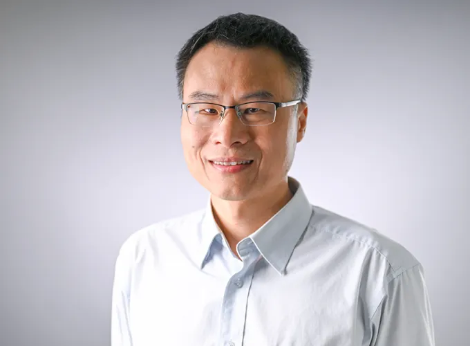 Dr. Zhongxiao Li