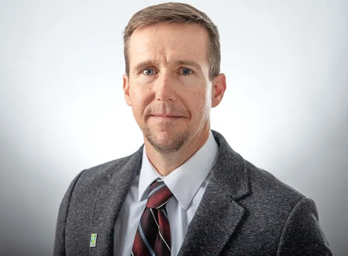 Dr. Benjamin W. Akins