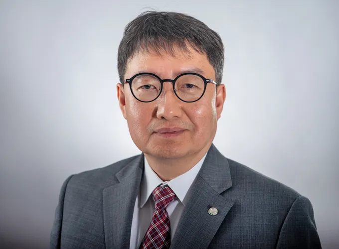 Dr. Sang H Park