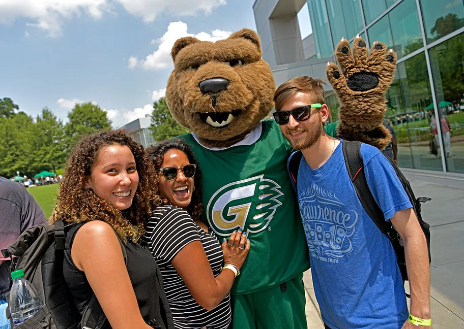 GGC's mascot "General" photo op with GGC students